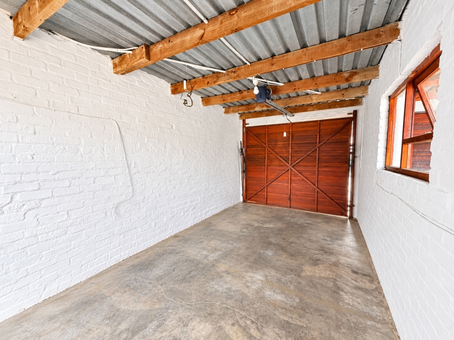 4 Bedroom Property for Sale in Bothasig Western Cape